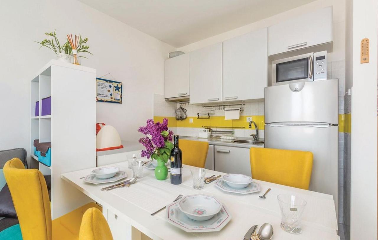 Apartment Sole Malinska Bagian luar foto