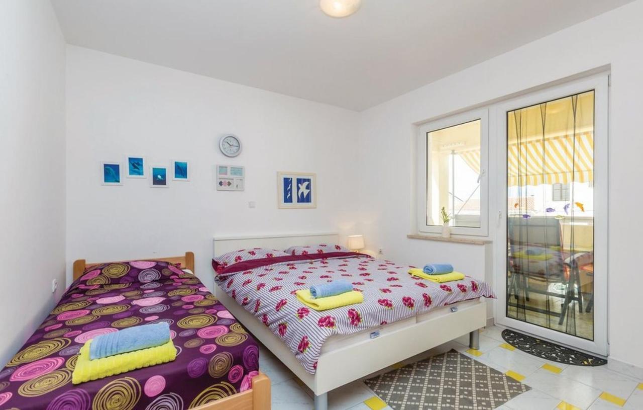 Apartment Sole Malinska Bagian luar foto